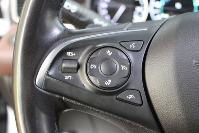 Used 2019 Buick LaCrosse Avenir w/ Driver Confidence Package II AWD/4WD image 16