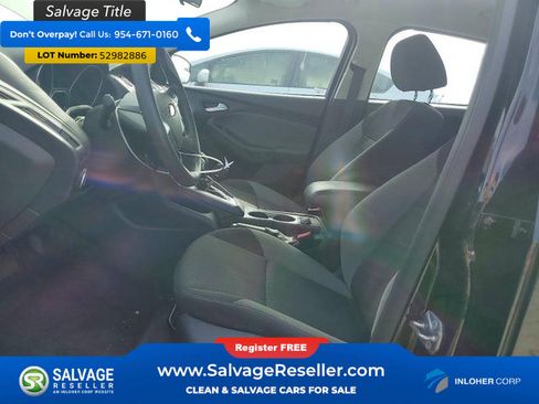 Used 2014 Ford Focus SE FWD image 9