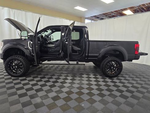 Used 2022 Ford F350 Platinum image 17