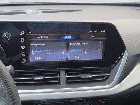 Used 2024 Chevrolet Trax LT FWD image 14