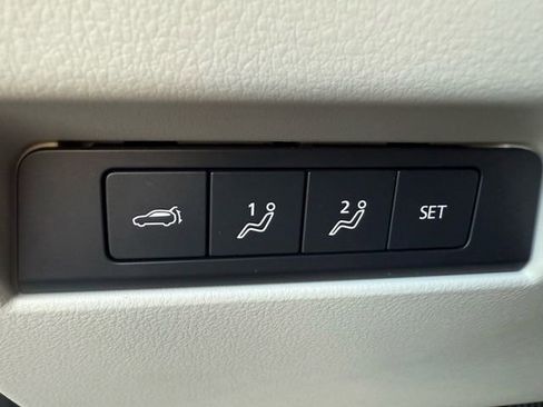 Certified 2025 MAZDA CX-90 3.3 Turbo S w/ Premium Plus image 33