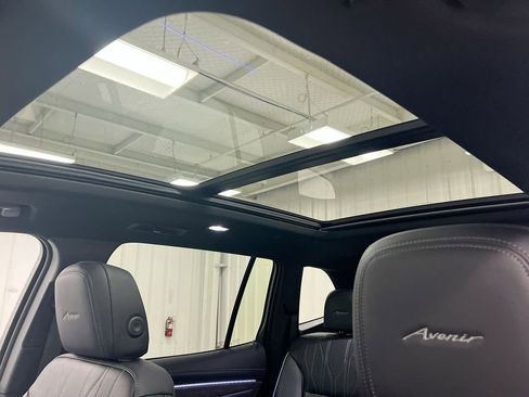 New 2026 Buick Enclave Avenir w/ Super Cruise Package image 19