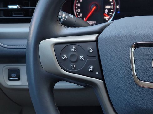 Used 2021 GMC Acadia Denali w/ Denali Technology Package image 26