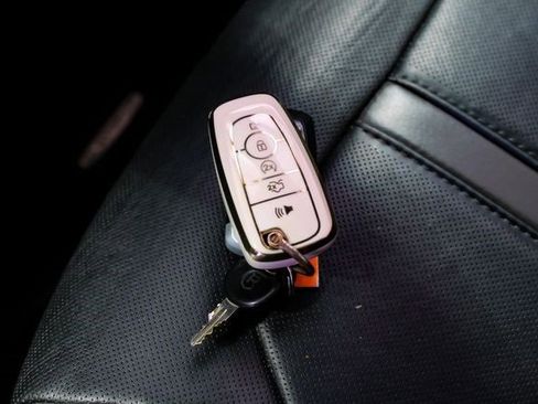 Used 2017 Ford F350 Platinum w/ Platinum Ultimate Package image 56