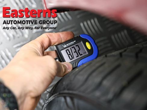 Used 2018 Tesla Model 3 Long Range AWD/4WD image 22