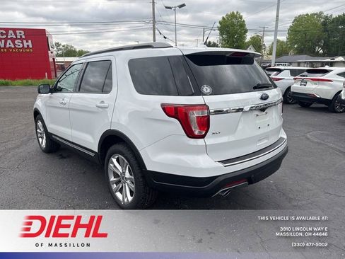 Used 2018 Ford Explorer XLT w/ Equipment Group 202A AWD/4WD image 1