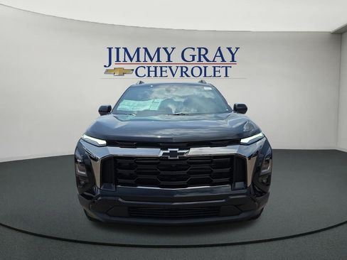 New 2026 Chevrolet Equinox ACTIV w/ Safety and Technology Package FWD image 8