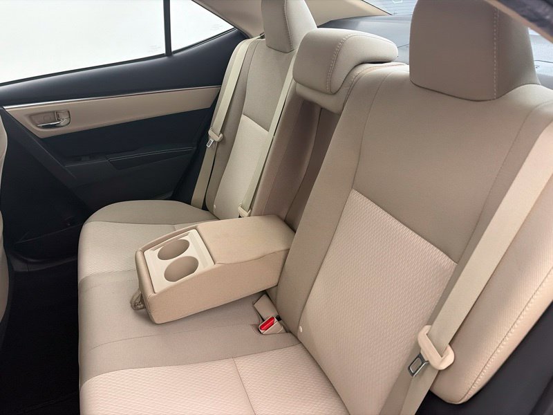 Used 2015 Toyota Corolla LE FWD image 13
