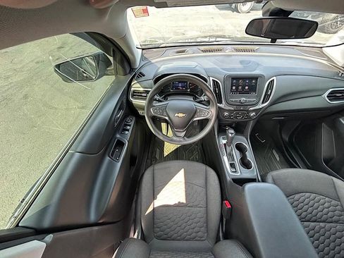 Used 2020 Chevrolet Equinox LT image 23