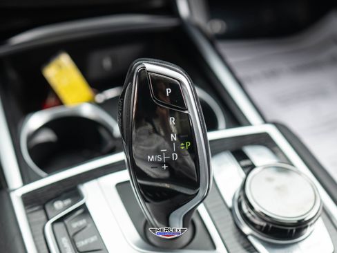 Used 2019 BMW 750i xDrive image 40