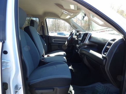 Used 2019 RAM 2500 Big Horn image 43