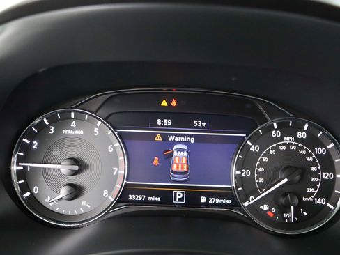 Used 2022 INFINITI QX80 Luxe w/ Cargo Package image 16