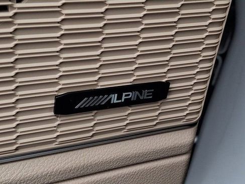 Certified 2022 Jeep Grand Cherokee Limited 4xe w/ Luxury Tech Group II image 33