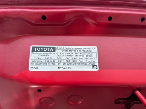 Used 2024 Toyota Corolla Cross AWD Hybrid image 40