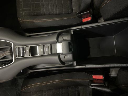 Certified 2024 Honda HR-V Sport image 20