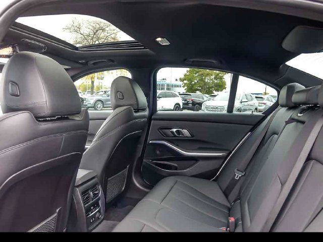 Used 2020 BMW 330i xDrive Sedan w/ Premium Package AWD/4WD image 15