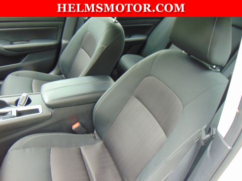 Used 2026 Nissan Altima 2.5 SV FWD image 19