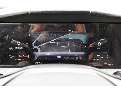 Used 2025 Nissan Murano Platinum image 10