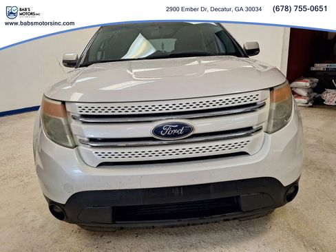Used 2011 Ford Explorer Limited w/ 302A Rapid Spec Order Code FWD image 8