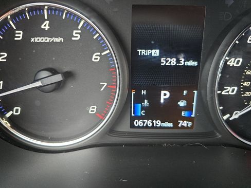 Used 2020 Mitsubishi Outlander SEL FWD image 22