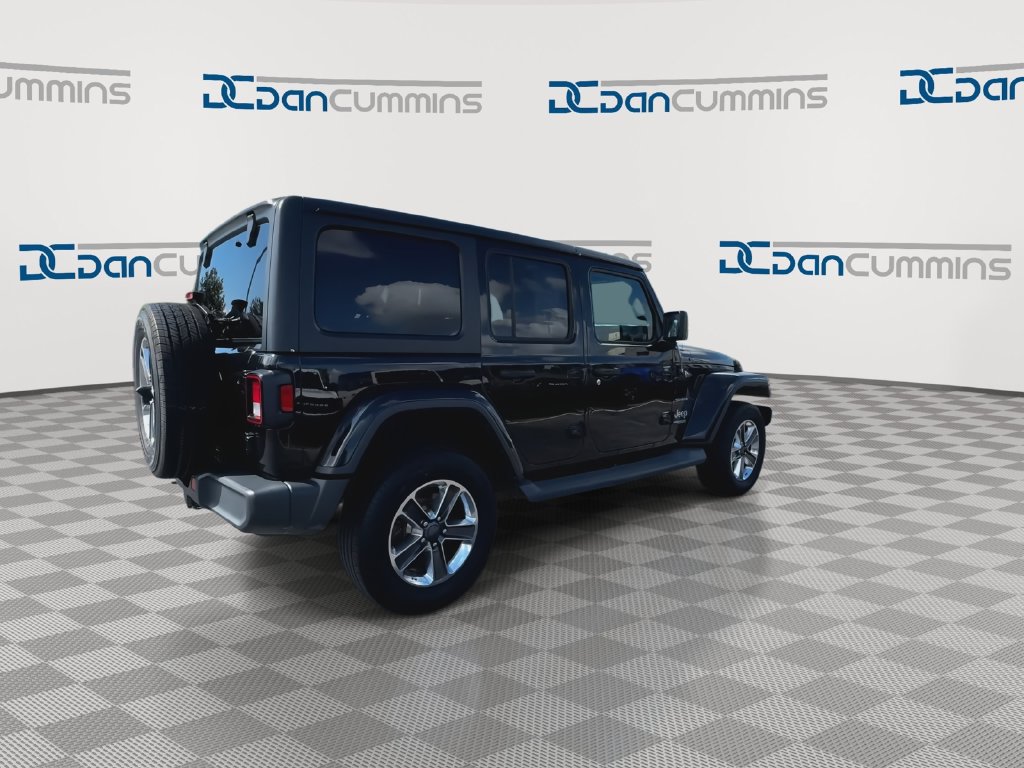Used 2019 Jeep Wrangler Unlimited Sahara AWD/4WD image 9
