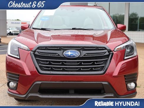 Used 2023 Subaru Forester Premium AWD/4WD image 8