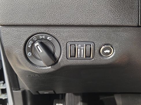 Used 2023 Dodge Charger SXT RWD image 24