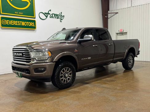 Used 2020 RAM 2500 Limited AWD/4WD image 3