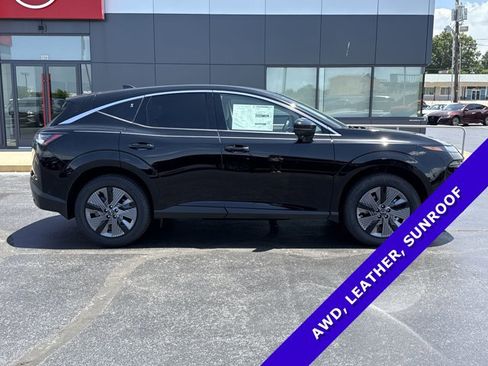 New 2025 Nissan Murano SL image 2