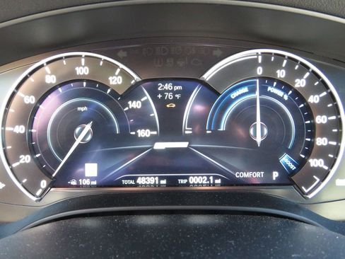 Used 2018 BMW 530e xDrive AWD/4WD image 21