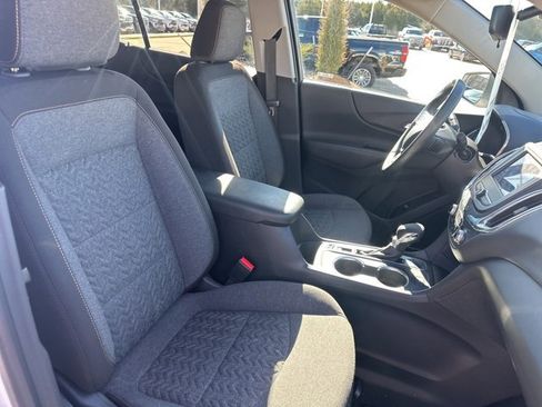 Certified 2024 Chevrolet Equinox LT image 24