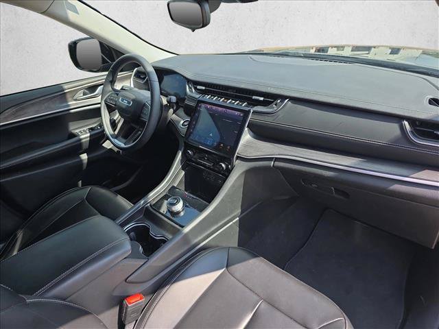 Used 2023 Jeep Grand Cherokee Limited RWD image 22
