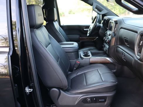 Used 2022 Chevrolet Silverado 3500 High Country w/ Safety Package II AWD/4WD image 22