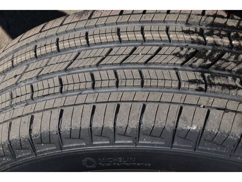 Used 2020 Ford F150 XLT w/ Equipment Group 302A Luxury image 11