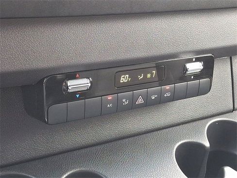 Used 2025 Mercedes-Benz Sprinter 2500 image 16