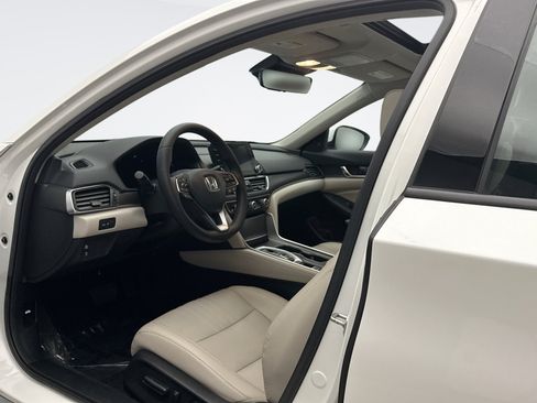 Used 2020 Honda Accord EX-L image 10