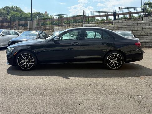 Used 2023 Mercedes-Benz E 350 4MATIC Sedan image 5