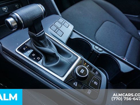 Used 2025 Kia Sportage LX image 42