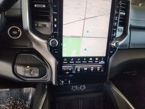 New 2025 RAM 2500 Laramie image 12