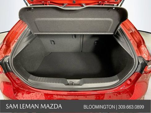 Used 2025 MAZDA MAZDA3 s image 25