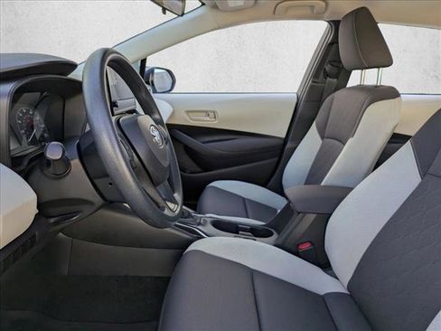 Certified 2025 Toyota Corolla LE image 15