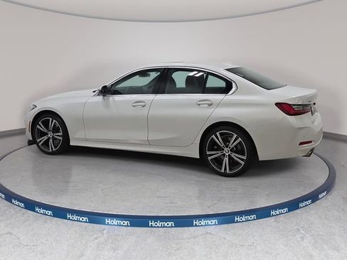Certified 2024 BMW 330i xDrive Sedan w/ Premium Package AWD/4WD image 8