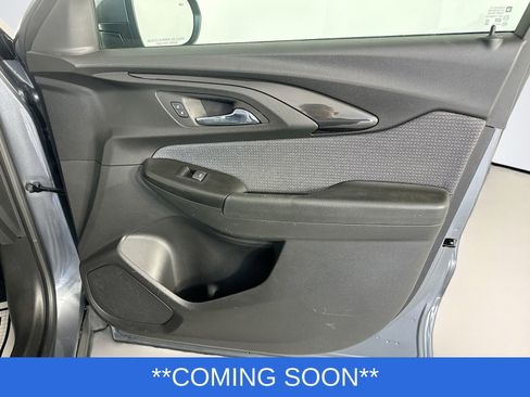 Used 2022 Chevrolet TrailBlazer LT w/ Driver Confidence Package image 28