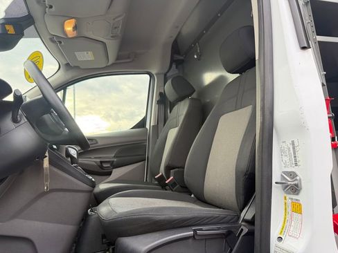 Used 2020 Ford Transit Connect XL image 6