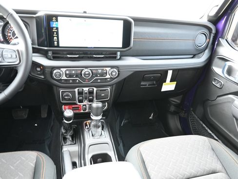 New 2026 Jeep Gladiator Mojave AWD/4WD image 15