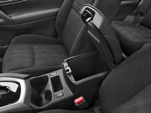 Used 2016 Nissan Rogue S w/ Appearance Package image 20