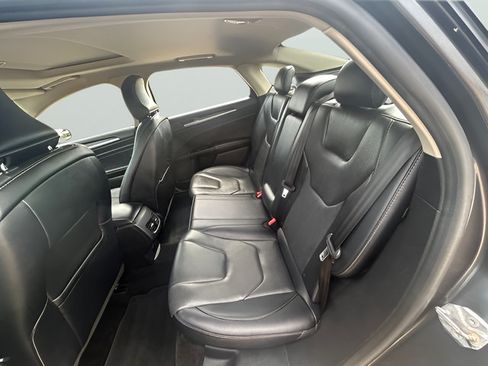 Used 2017 Ford Fusion Titanium FWD image 14
