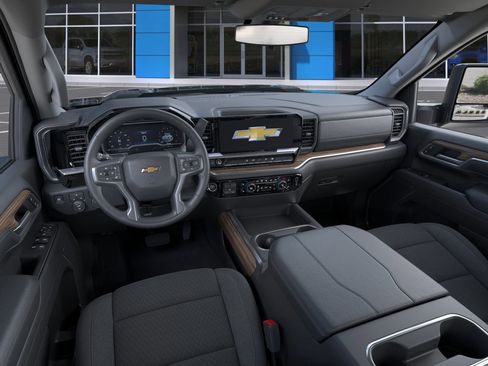 New 2026 Chevrolet Silverado 2500 LT image 15