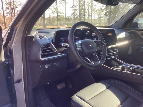 New 2026 Chevrolet Traverse LT w/ Midnight/Sport Edition image 11