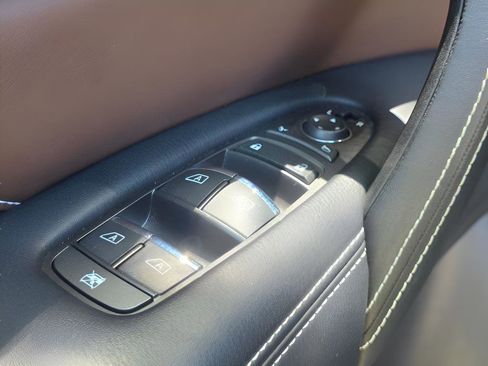 Used 2022 INFINITI QX80 Premium Select w/ Cargo Package AWD/4WD image 17